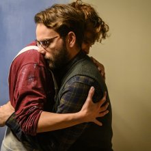 Supereroi: Jasmine Trinca insieme a Alessandro Borghi in una scena