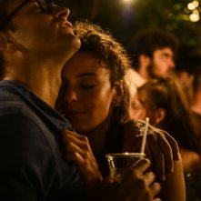 Supereroi: Alessandro Borghi e Jasmine Trinca in una scena del film