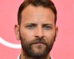 Alessandro Borghi svela: 'Ho la sindrome di Tourette'