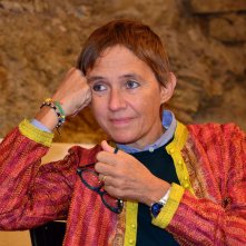 Inedita: Susanna Tamaro in un momento del documentario