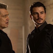 La furia di un uomo - Wrath of man: Josh Hartnett e Holt McCallany in una scena