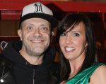 Max Pezzali, sua moglie svela: “Il mio ex mi picchiava, era un amore malato e Max è stato la cura”