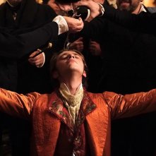 Illusioni perdute: Benjamin Voisin durante una scena del film