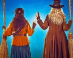 La Befana vien di notte 2 - Le origini, la recensione: Siamo fatti della stessa materia di Freaks Out