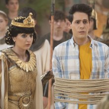 Me Contro Te Il Film - Persi nel tempo: Luigi Calagna e Sofina Scalia in una scena