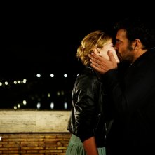 Lasciarsi un giorno a Roma: Edoardo Leo e Marta Nieto in una scena