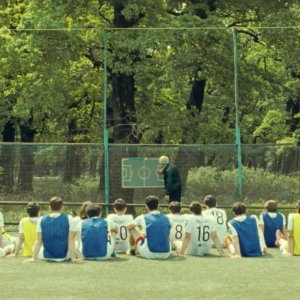 What Do We See When We Look at the Sky?: una scena del film