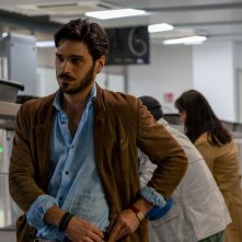 4 Metà: Giuseppe Maggio in una scena del film