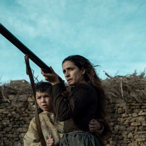 El paramo - Terrore invisibile: Imma Cuesta con Asier Flores in un'immagine