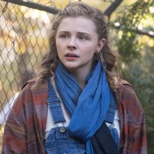 Mother / Android: Chloë Grace Moretz in un'immagine