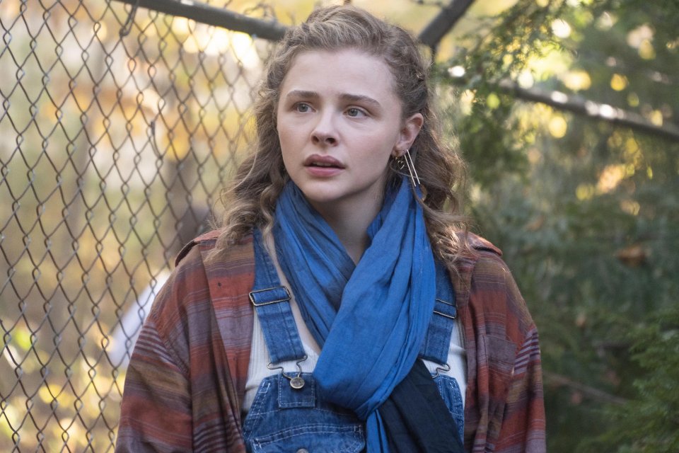 Mother Android Chloe Grace Moretz 8