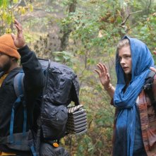 Mother / Android: Chloë Grace Moretz, Algee Smith in un'immagine