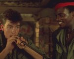 Platoon, Charlie Sheen e gli incidenti sul set: 'Quando sono finite le riprese ero felice di essere vivo'