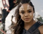 Thor: Love and Thunder, il nuovo costume di Valkyrie svelato nella foto dal set