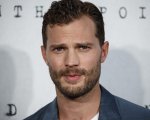 Jamie Dornan parla della perdita del padre per Covid: 'E' stato l'anno peggiore della mia vita'