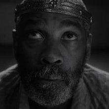Macbeth: Denzel Washington in una sequenza