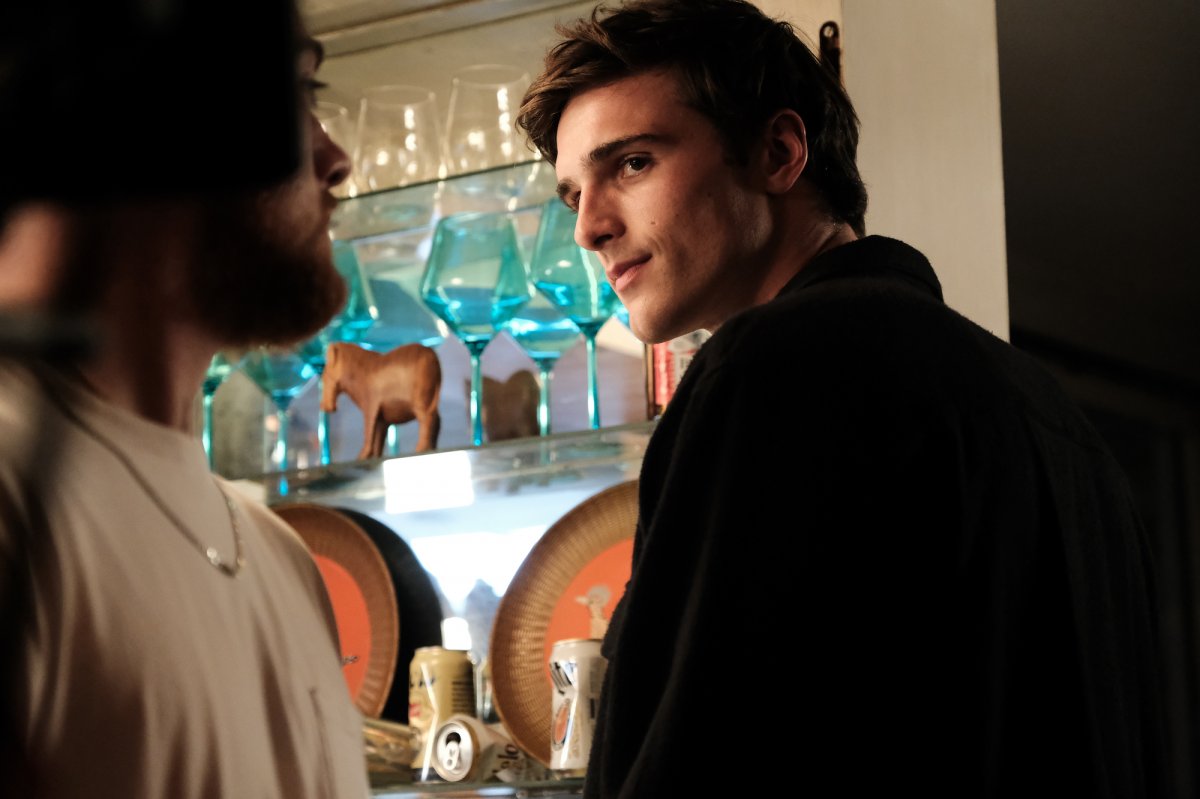 jacob elordi per una scena in euphoria sono davvero rimasto chiuso in una bara con un serpente da Movieplayer.it jacob elordi per una scena in euphoria sono davvero rimasto chiuso in una bara con un serpente