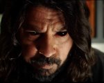 Studio 666: Dave Grohl terrorizza i Foo Fighters nel trailer dell'horror