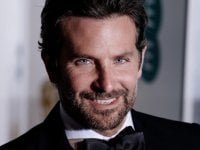 Bradley Cooper svela il momento in cui Steven Spielberg gli ha affidato la regia di Maestro