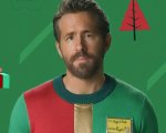 Ryan Reynolds: donazioni record grazie al suo maglione natalizio 'orribile'