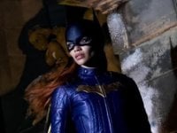 Batgirl, Leslie Grace svela il suo costume: 'Lasciate che mi sottovalutino' (FOTO)