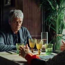 Monterossi: Fabrizio Bentivoglio in una scena tratta dalla serie