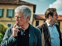 Fabrizio Bentivoglio sulla serie Amazon: 'Con Monterossi ho in comune Milano, Bob Dylan, l'età e l'Inter'