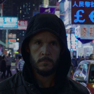 Expired: un primo piano di Ryan Kwanten