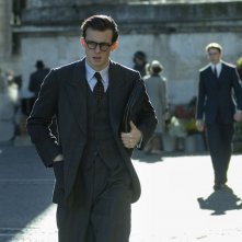 Monaco: sull'orlo della guerra, Jannis Niewohner in una scena del film