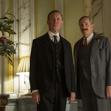 Monaco: sull'orlo della guerra, Alex Jennings e Robert Bathurst in una scena del film