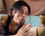 Pam & Tommy: nello show Sebastian Stan ha un pene animatronico e parlante
