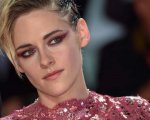 Kristen Stewart: la regista di Twilight sulle critiche ricevute dall'attrice: 'Erano invidiosi di lei'