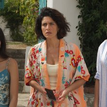 Tre sorelle: Seren Autieri, Rocío Muñoz, Giulia Bevilacqua in una scena del film