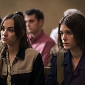 Feria - La luce più oscura: le protagoniste in una scena