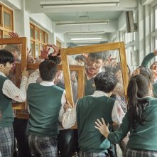 Non siamo più vivi: un momento di tensione della serie Netflix