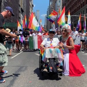 Let's Kiss - Franco Grillini Storia di una rivoluzione gentile: una scena del documentario