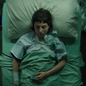 Sempre più bello: Ludovica Francesconi in una scena del film