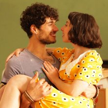 Sempre più bello: Ludovica Francesconi e Giancarlo Commare in una scena