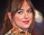 Dakota Johnson: “Mi rifugio nel cinema perché se penso alla realtà mi deprimo”