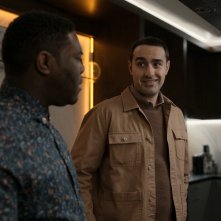 The Afterparty: Sam Richardson e Jamie Demetriou in una scena del terzo episodio