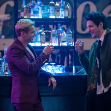 The Afterparty: Dave Franco e Ben Schwartz in una scena del terzo episodio