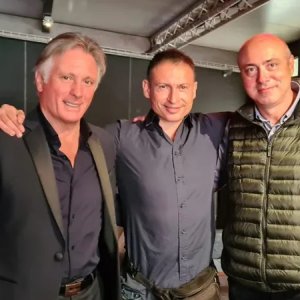 Uno strano weekend al mare: una foto dal set