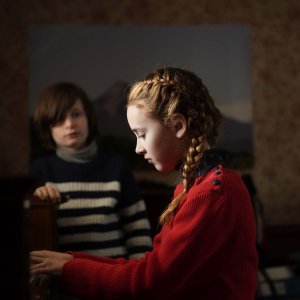 Stringimi forte: una sequenza