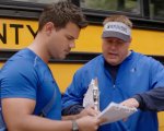 Twilight, Kevin James scherza con Taylor Lautner: 'Fonderò il gruppo dedicato ai Twi-Dads'