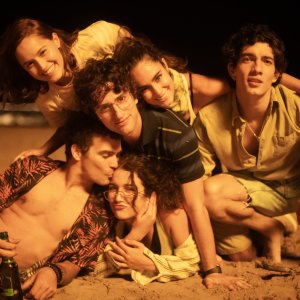 Now and Then: il cast in una foto di scena