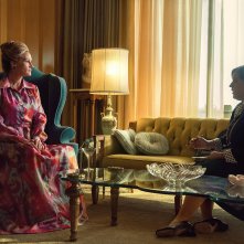 Gaslit: un'immagine della serie con star Julia Roberts