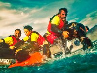 Open Arms - La legge del mare, la recensione: un film che fa riflettere a forte impatto emotivo