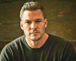 Reacher, Alan Ritchson: 'Ho memorizzato le battute degli altri per essere un passo avanti come Jack'