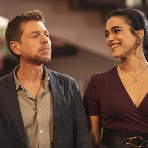 Màkari 2: Claudio Gioè ed Ester Pantano in una scena