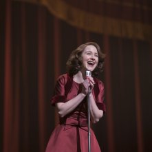 The Marvelous Mrs. Maisel 4: Rachel Brosnahan in un'immagine della serie